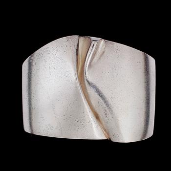 ARMRING, sterling silver, troligen "Darina", Björn Weckström, Lapponia, 1977. Vikt ca84g.