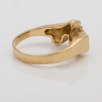 Björn Weckström, Ring, “Episode”, 18K gold and platinum, Lapponia, 1963.