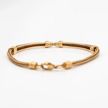 An 18K gold bracelet "Moose head". Kalevala Koru, Helsinki 1999.