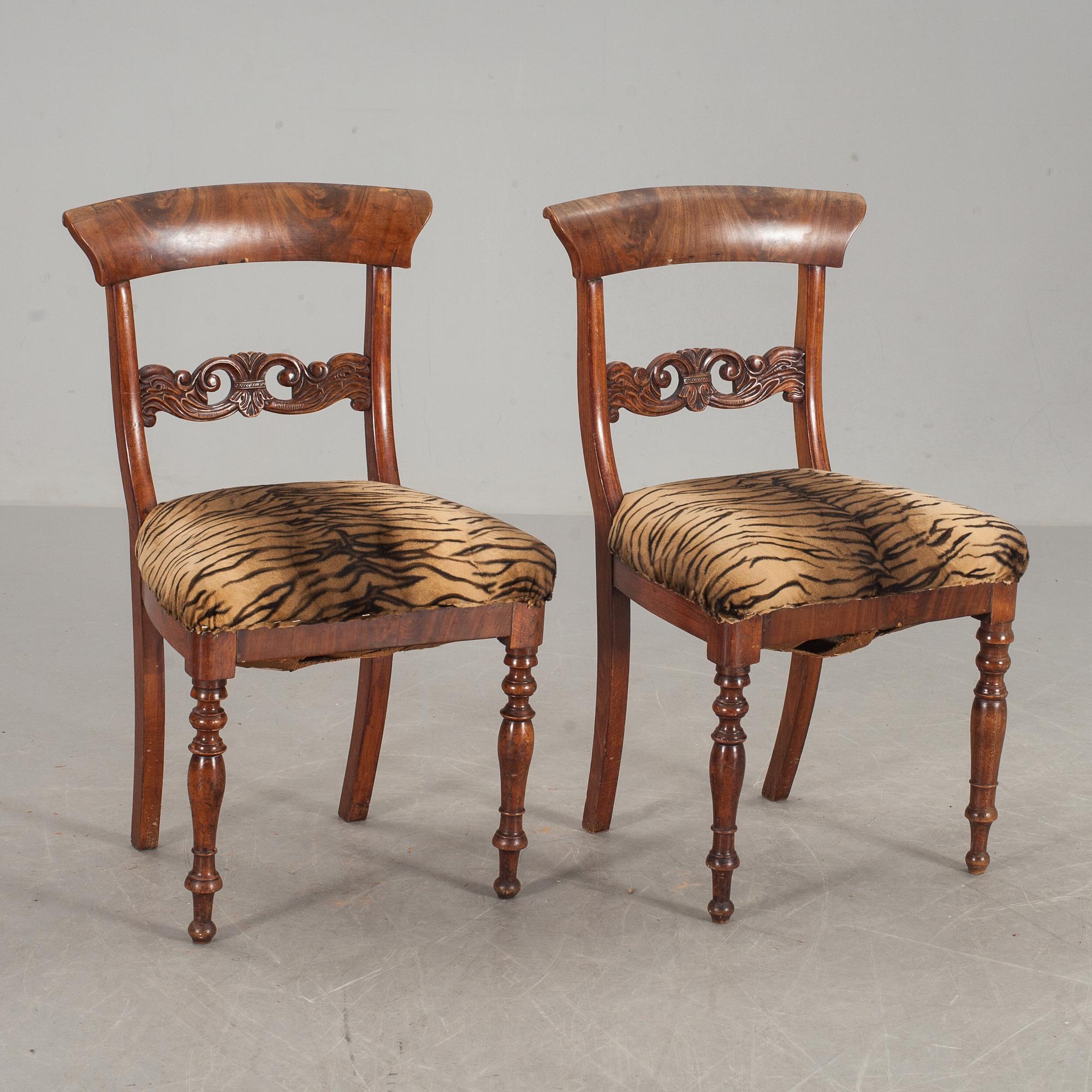 STOLAR, ett par, senempire, 1800-talets mitt.