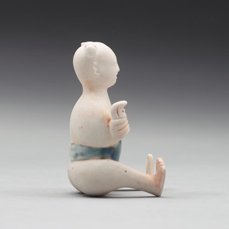 A blue and white procelain figure, Qing dynasty, Qianlong (1736-95).