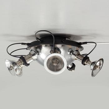 BENGT KÄLLGREN & PER SUNDSTEDT, a 'Trix Transformator ceiling light from Zero.