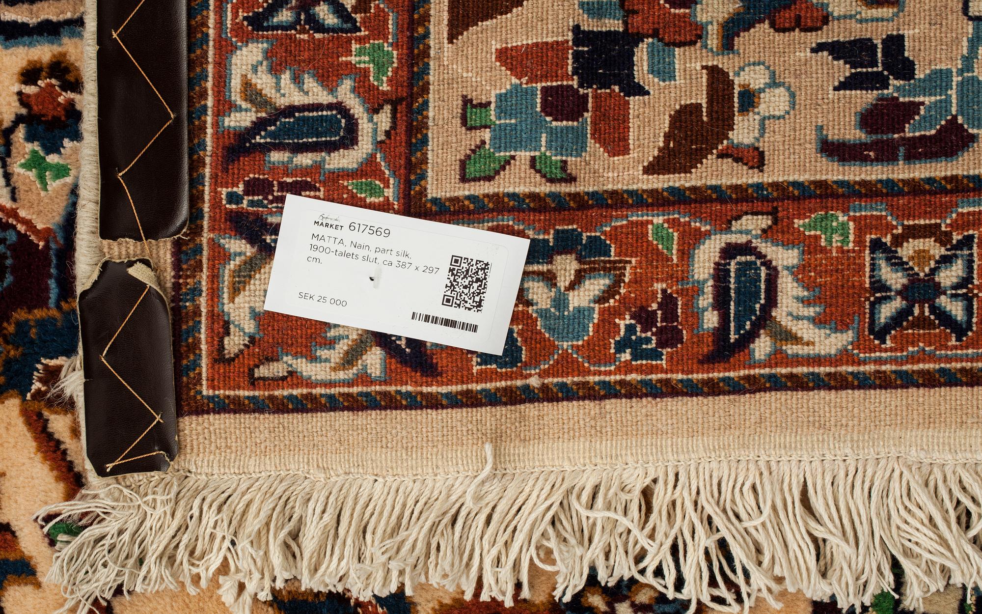 MATTA, Nain, part silk, 1900-talets slut, ca 387 x 297 cm.