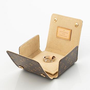 Louis Vuitton, ring, “Empreinte”, 18K white gold with a brilliant-cut diamond.