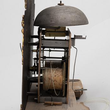 Golvur ur prins Carls samling, senbarock, signerat Peter Knapp Karlshamn N:o 41 (urmakare i Karlhamn, burskap 1749).