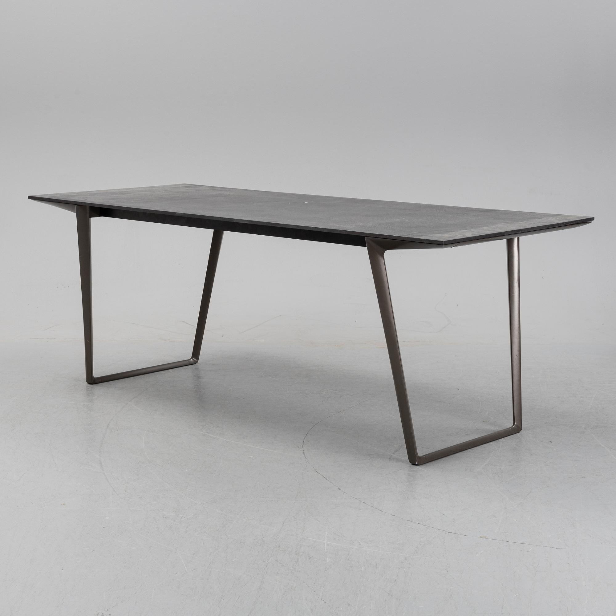 Claudio Bellini, a "Axy Table" from MDF Italia, 21st century.