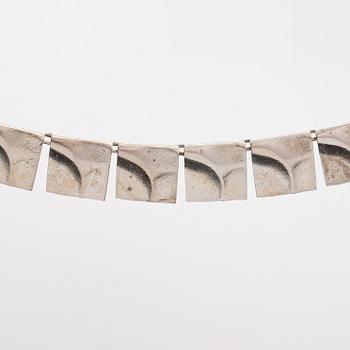 Björn Weckström, "Galaktiska toppar", halsband, sterlingsilver. Lapponia 1969.