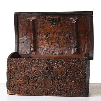 A casket and lid, C14 dated, second half of the 17th century.
