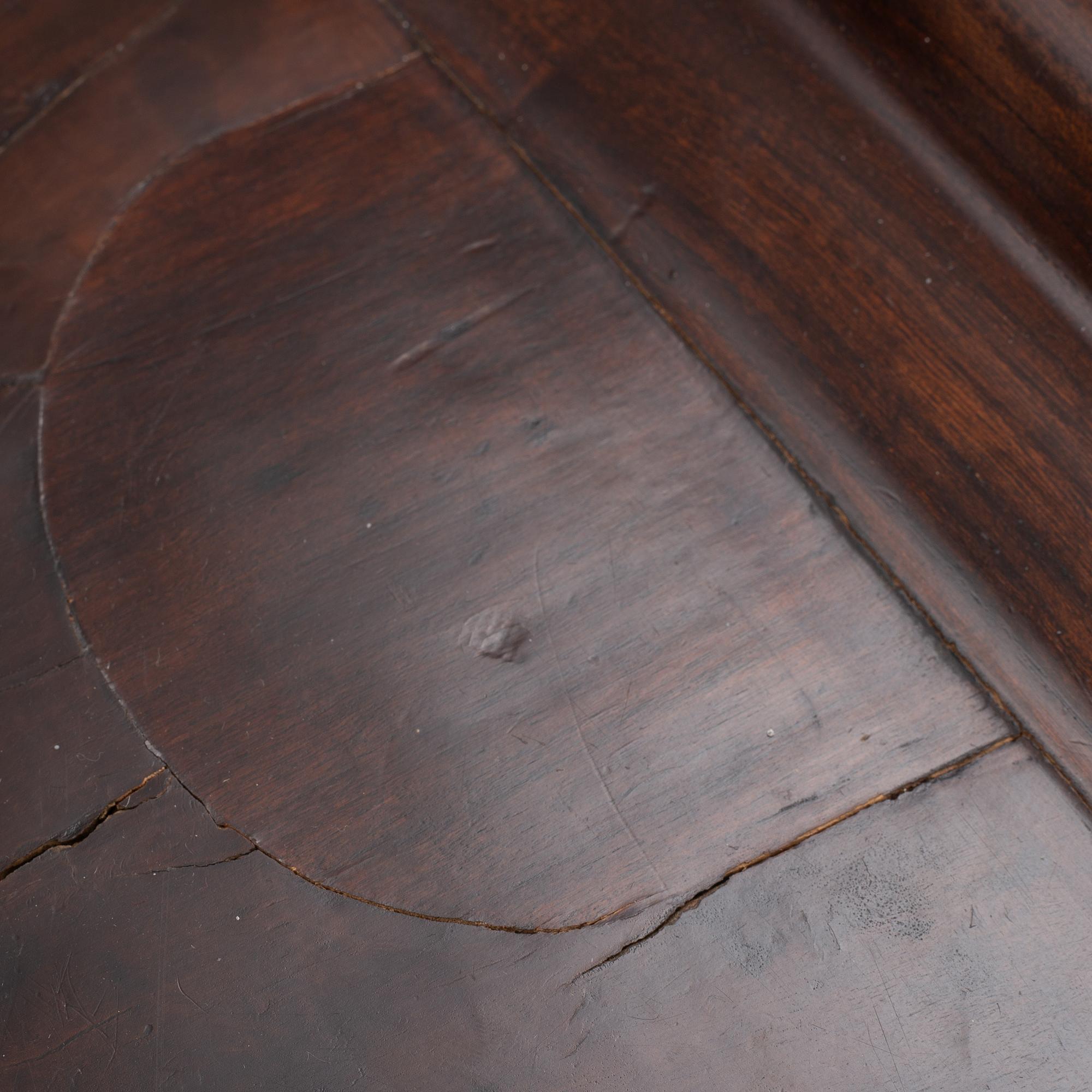 A Chinese altar table, late Qing dynasty / 20th century.