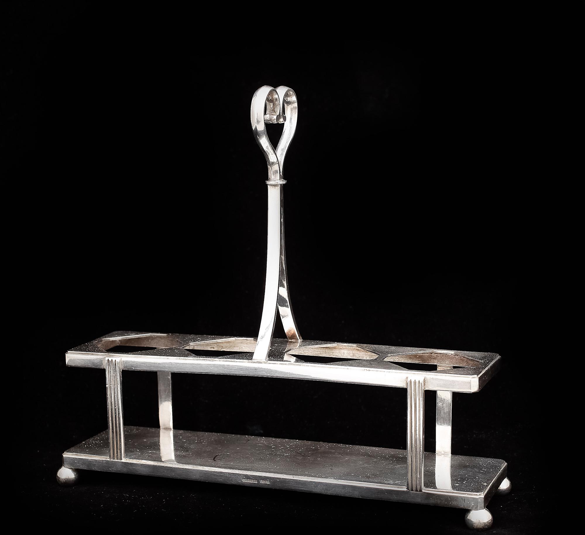 BORDSSURTOUT, nysilver och glas, AG Dufva, 1900-talets första hälft.