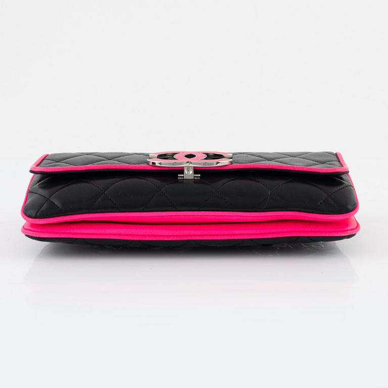Chanel, väska, "Small Cruise Classic Flap Shoulder Bag", 2008.