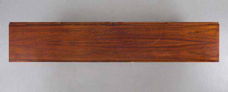 Ib Kofod-Larsen, sideboard, modell "501" ur "Ib 500"-serien, Seffle Möbelfabrik, Säffle, 1960-tal.