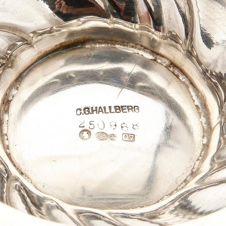 SOCKERRUSKA,, silver, C G Hallberg,  Stockholm, 1918. Vikt ca 266 gram.