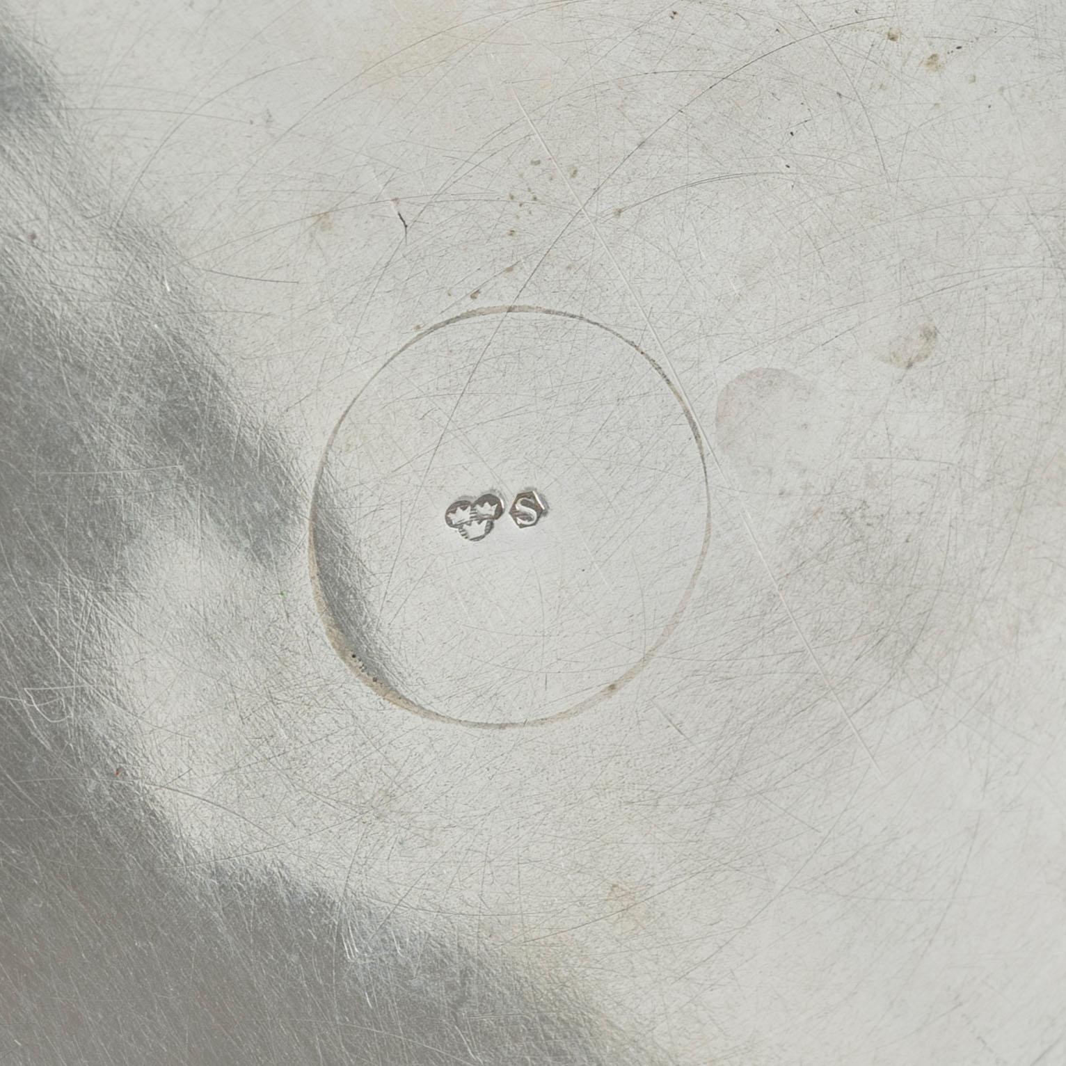 A silver shaker, TESI, Gothenburg, 1948.