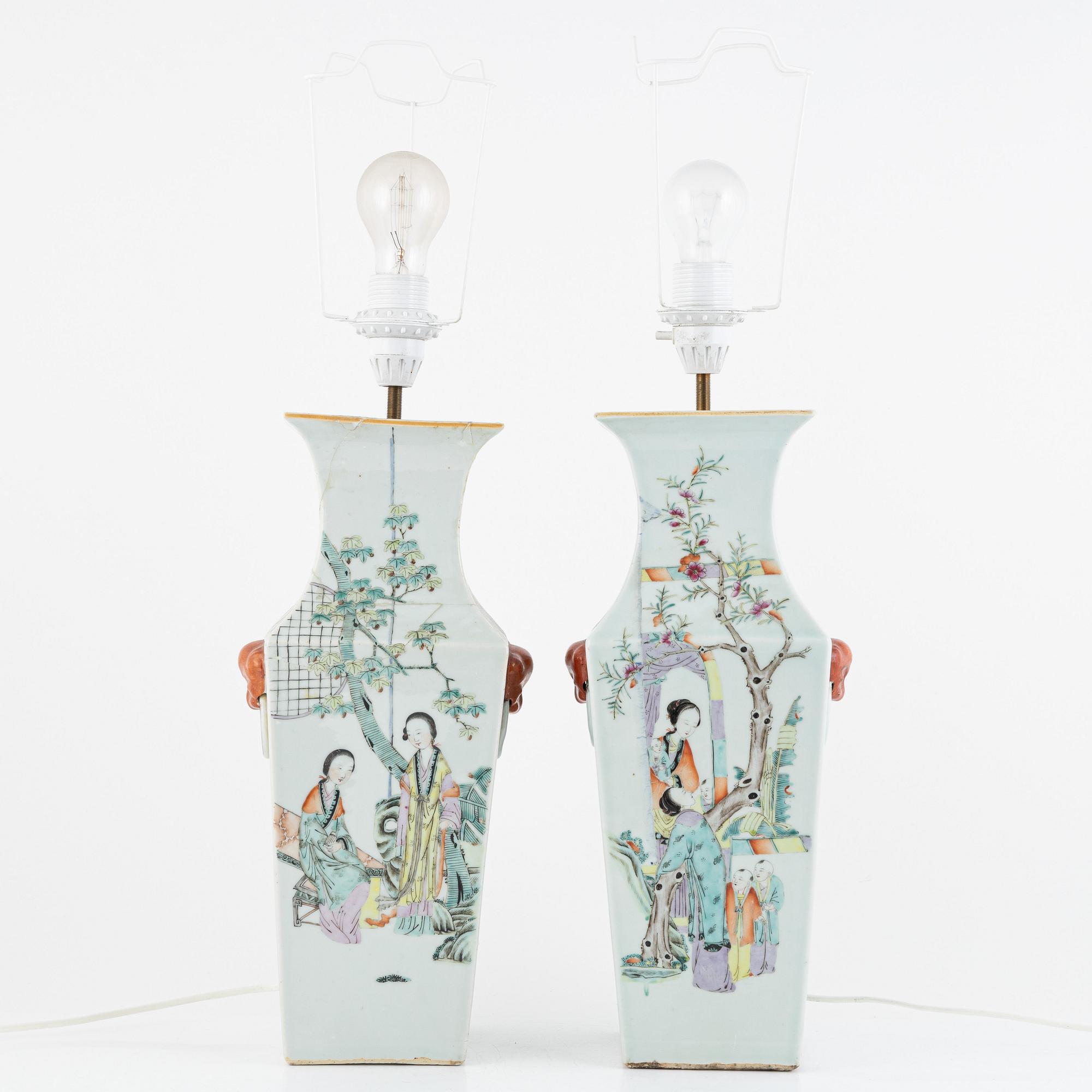 A pair of Chinese famille rose vases / table lamps, 20th century.