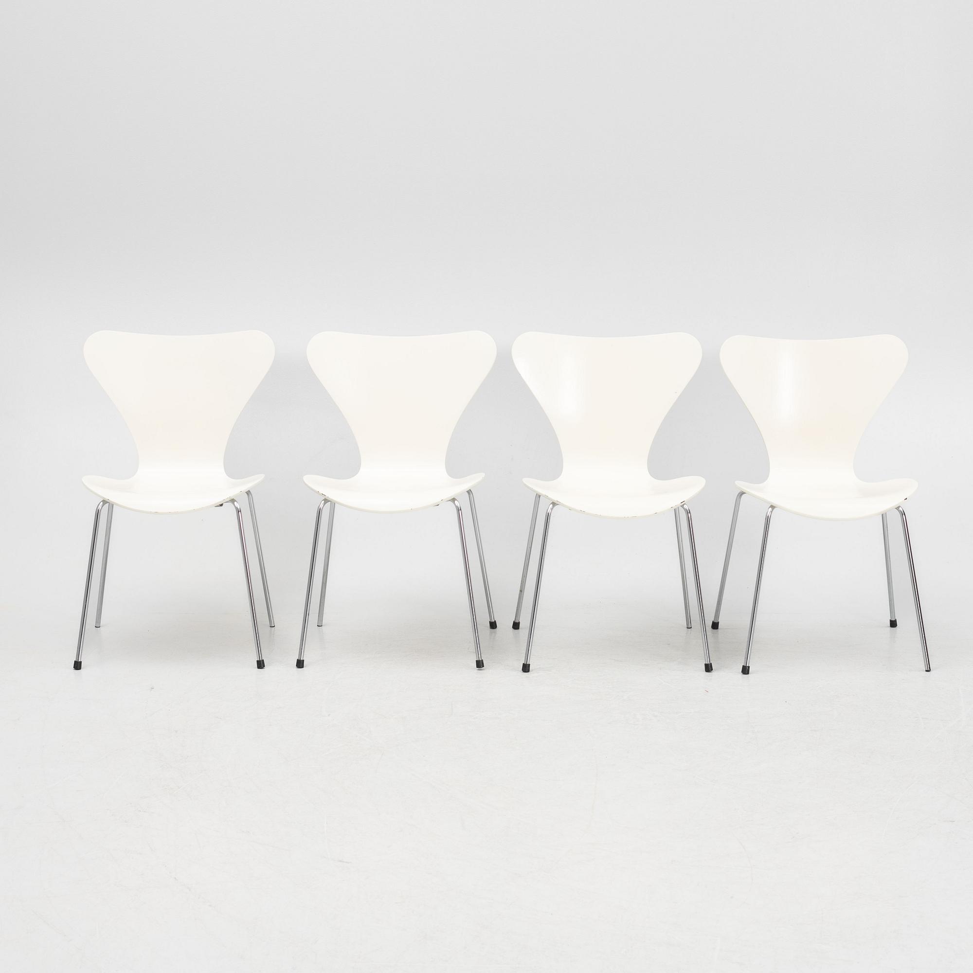 Arne Jacobsen, karmstolar, 4 st, "Sjuan", Fritz Hansen, Danmark, 2002.