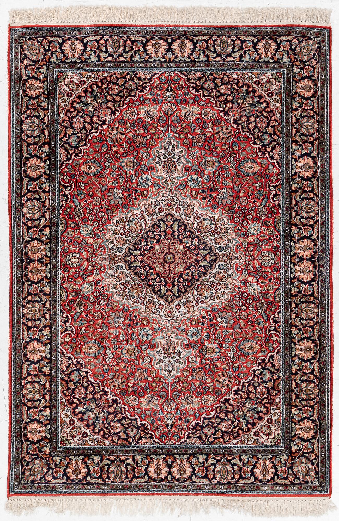 Carpet, silk Ghom,  179 x 122 cm.