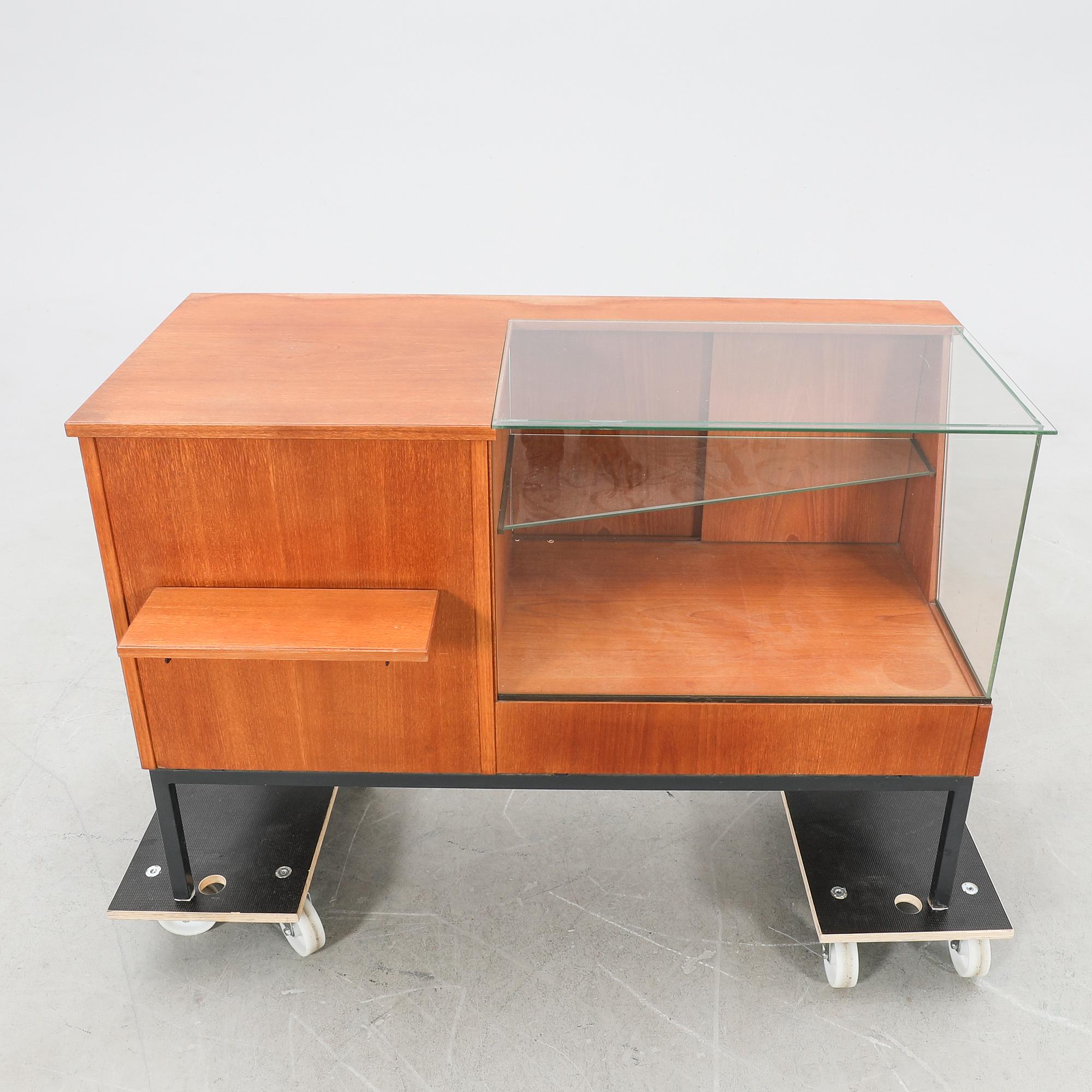 Affärsdisk 1900-talets mitt.