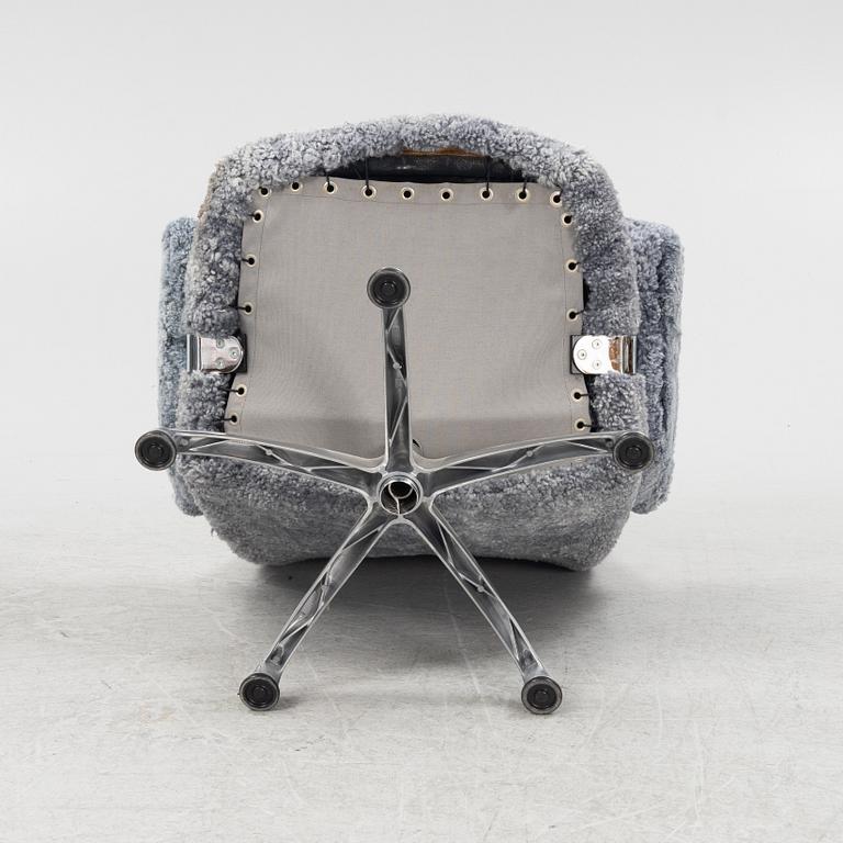 Alf Svensson, fåtöljer, ett par, "Contourett Roto", Dux.