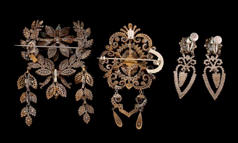 SMYCKEN, 3 delar, stålarbete, sent 1800-tal.