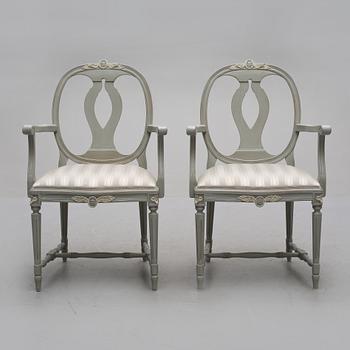 KARMSTOLAR, ett par, gustaviansk stil,