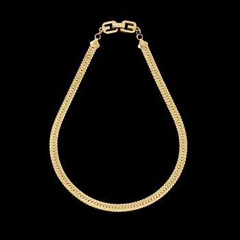 655. A necklace by Givenchy.