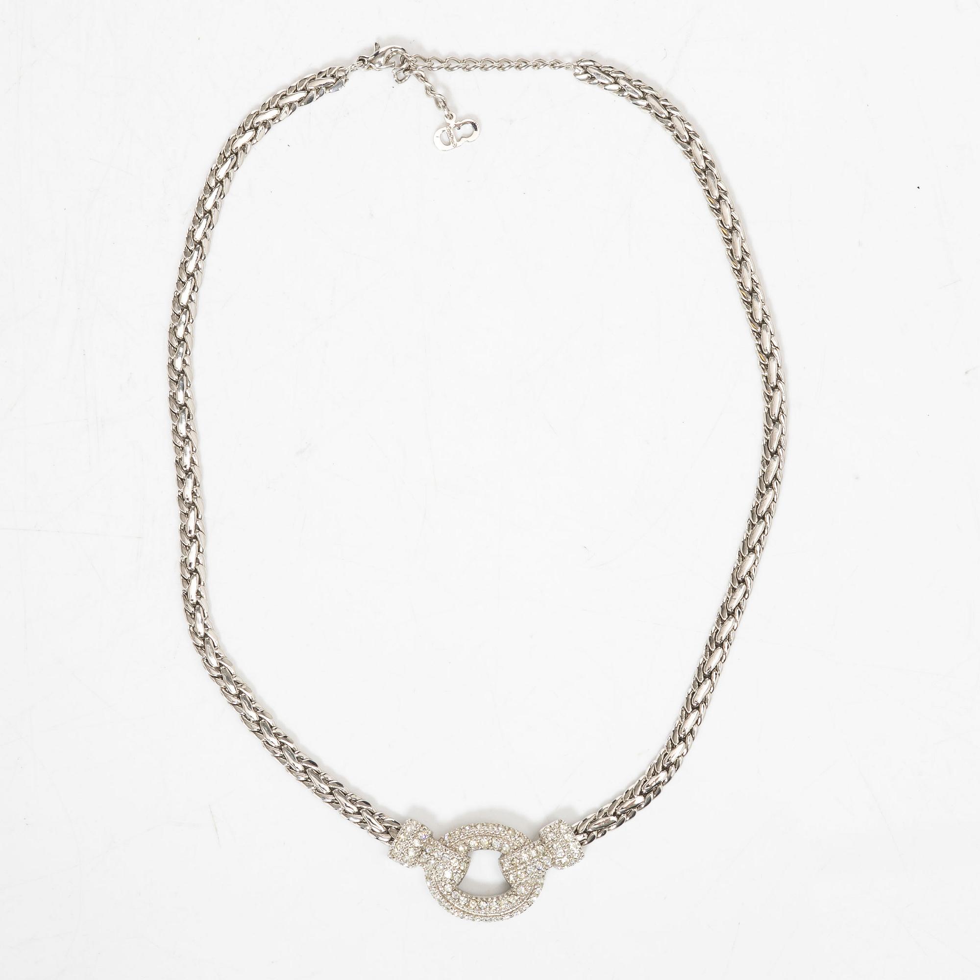 Christian Dior, necklace.