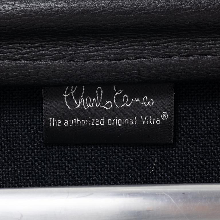 Charles & Ray Eames, Office chair, “EA208 Soft Pad Chair”, Vitra.