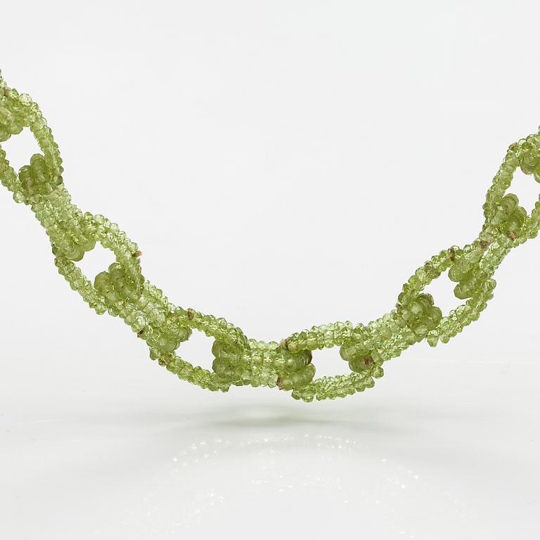 Halsband, peridoter.