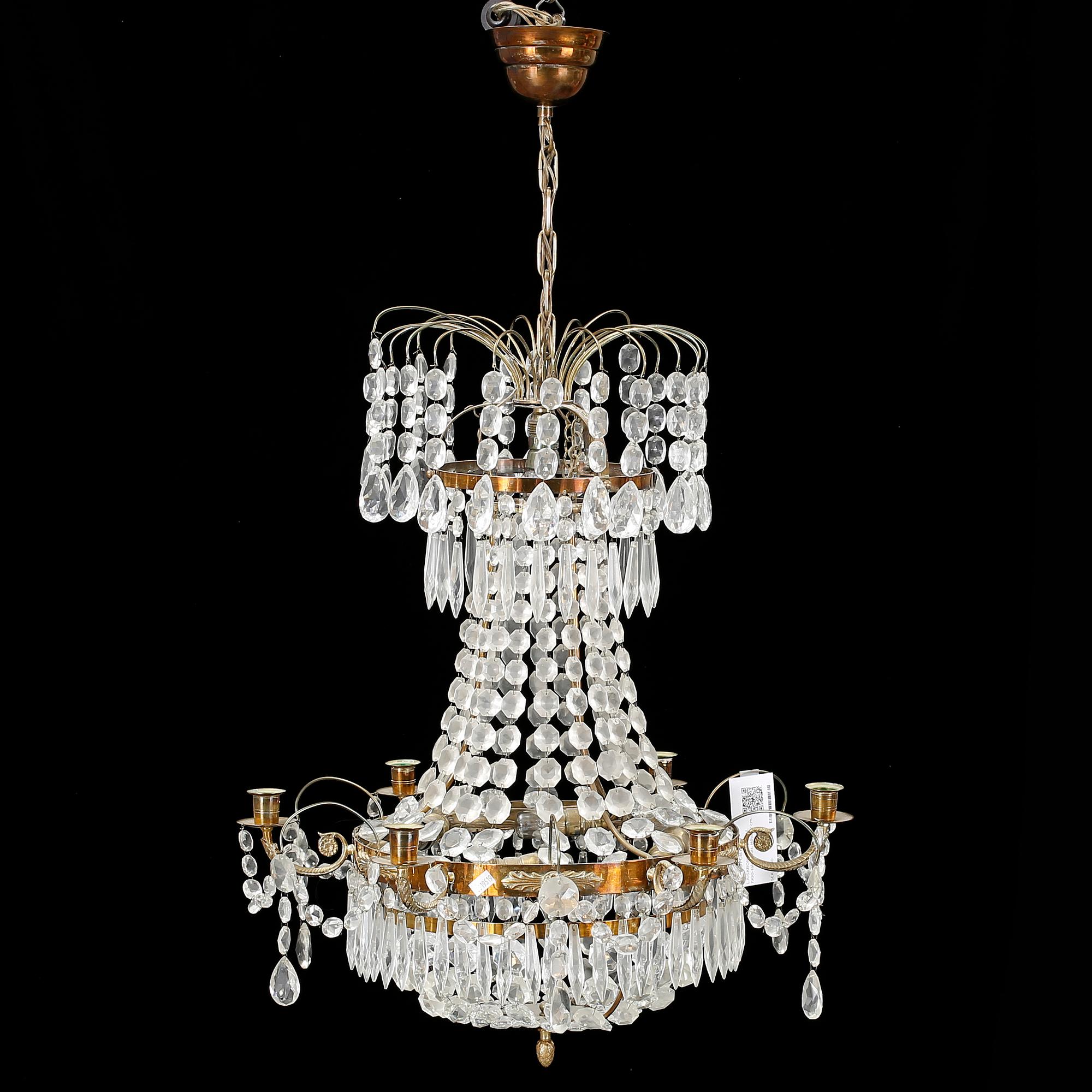 LJUSKRONA, empirestil, 1900-talets mitt. Höjd 62 cm.