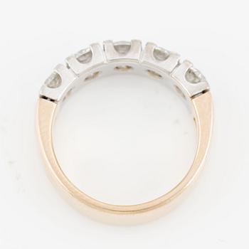 Ring, 18K white gold and gold with brilliant-cut diamonds, total 1.74 ct.