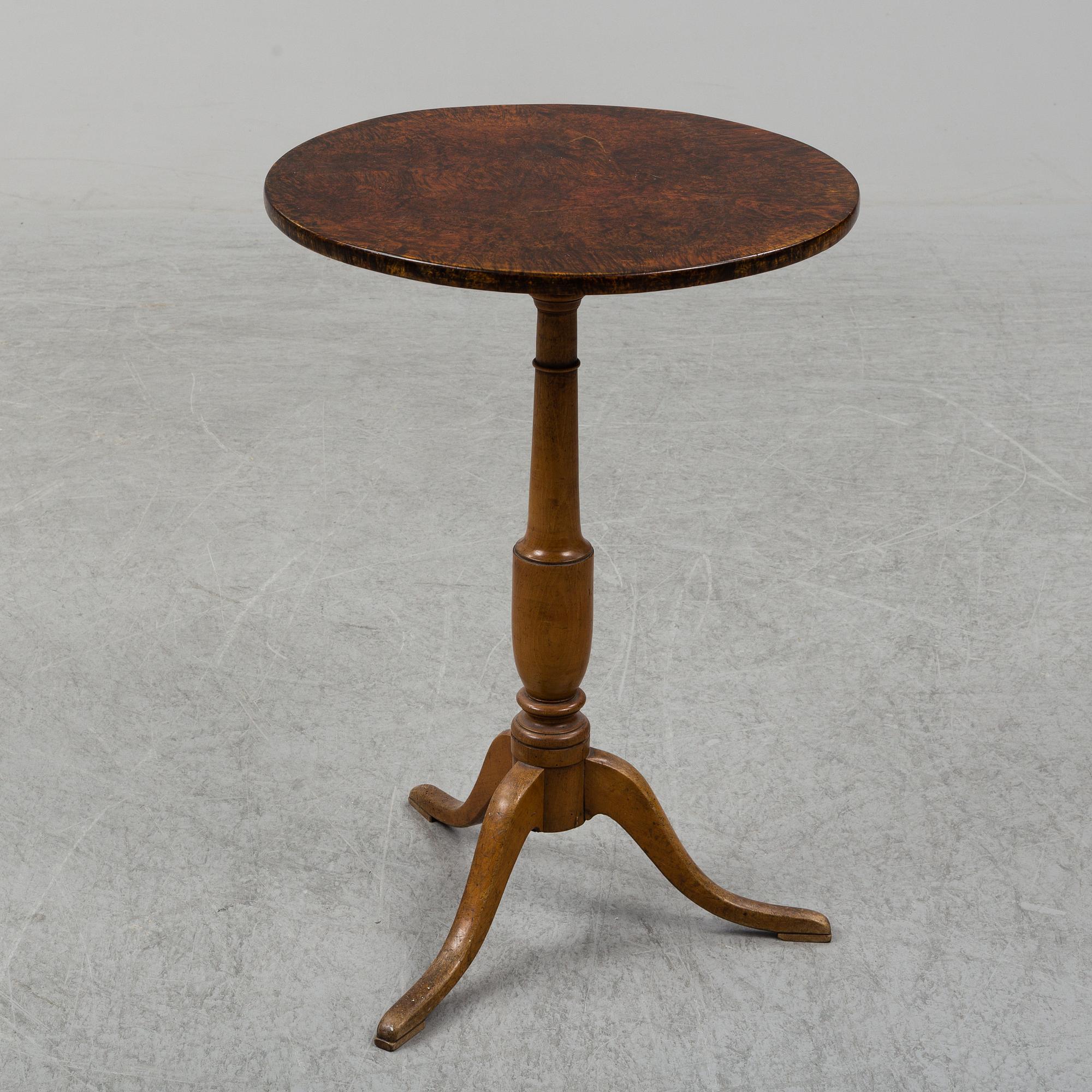 A Swedish 19th century tilt top table.