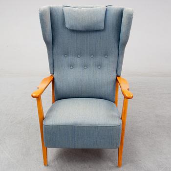 A Dux beech easy chair, Sweden, 1940's/50's.