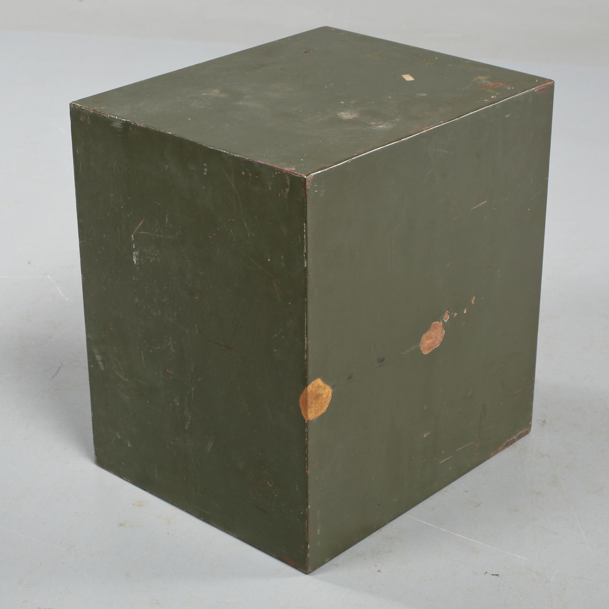 FÖRVARINGSBOX, plåt, 1900-talets mitt.