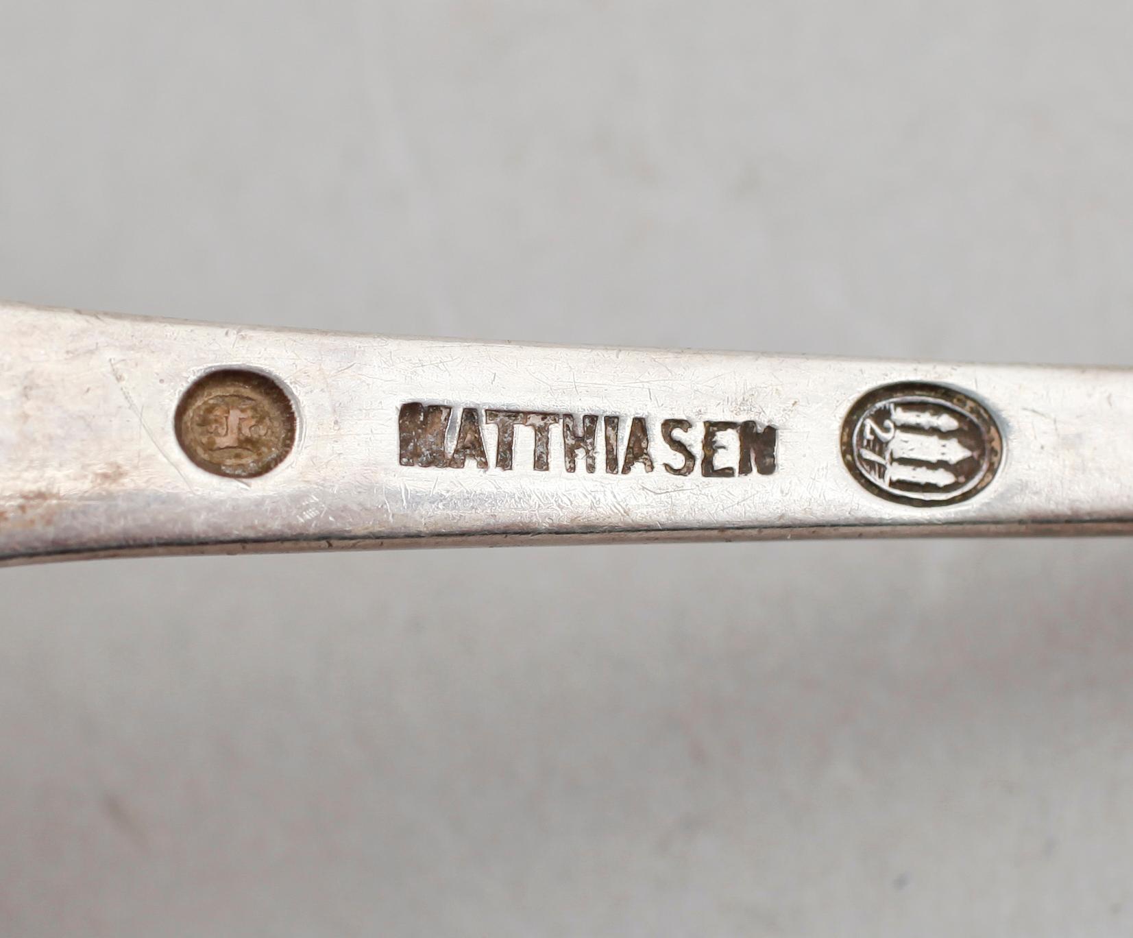 SKEDAR, 2 st, silver, 1913 och 1927, Danmark. Vikt ca 106 g.