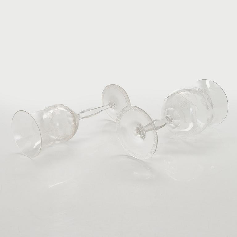 Edvard Hald, A set of 78 pieces "H 208" glassware, Orrefors.