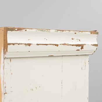 An early 20th century  cabinet.