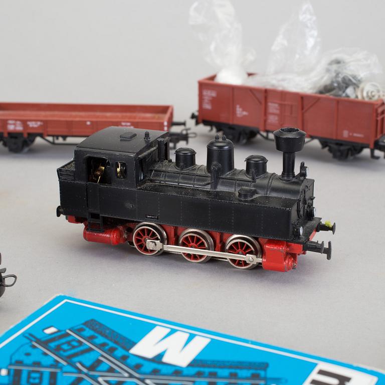 PARTI MÄRKLIN, tågset "S2920", vagnar, räls "E5190", samt topografi.