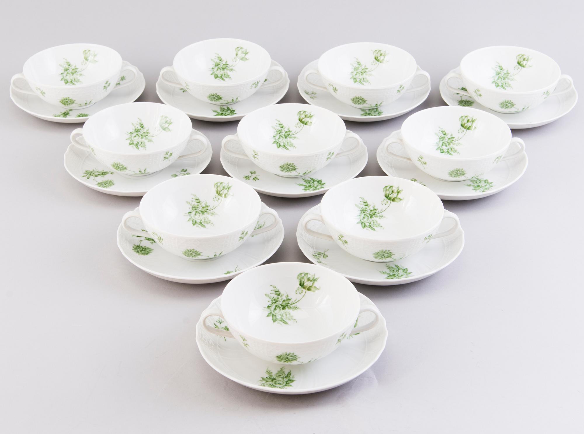 A 51-piece Hutschenreuther Selb Dresden porcelain dinner set, Bavaria Germany.
