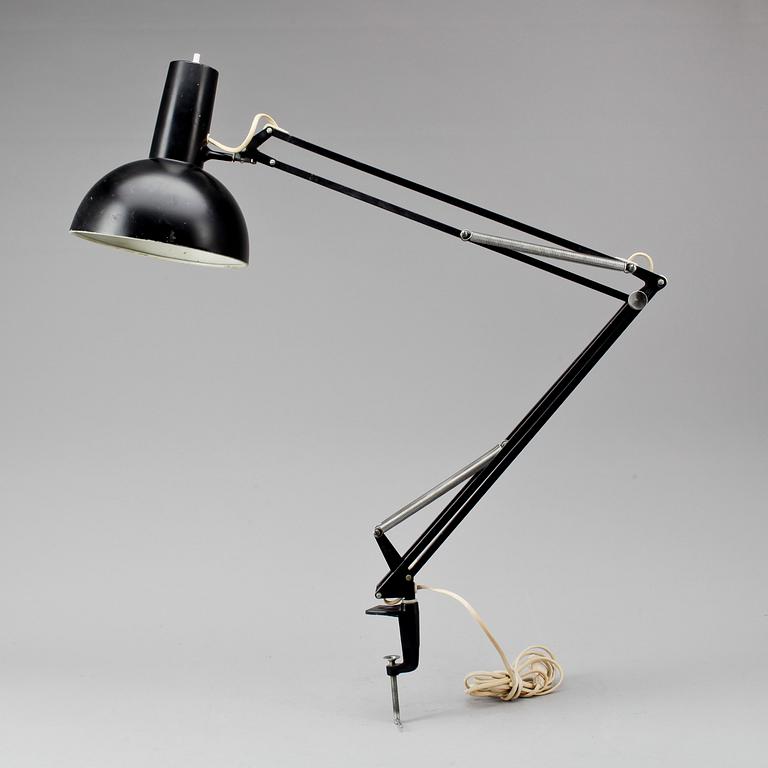 SKRIVBORDSLAMPA, Louis Paulsen, Danmark. 1900-talets andra hälft.