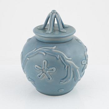 Eva Jancke Björk, urna med lock, Bo fajans, 1900-talets mitt.