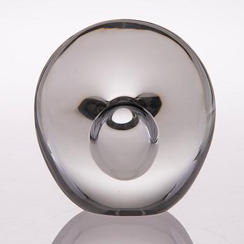 TIMO SARPANEVA, glasskulptur, "Sittande fågel", signerad Timo Sarpaneva, Iittala -56.