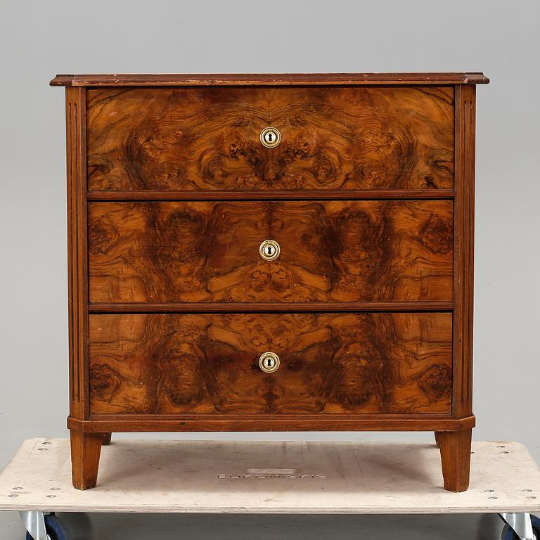 BYRÅ, gustaviansk stil, 1900-talets början.