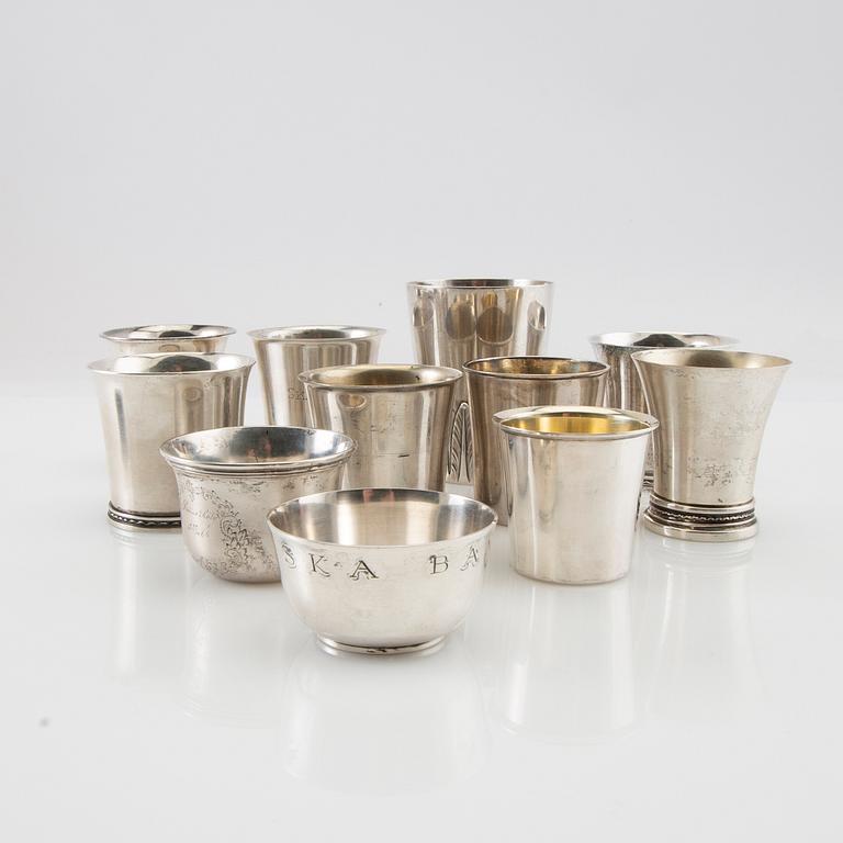 A collection of cups 12 pcs silver 18th/19th century.