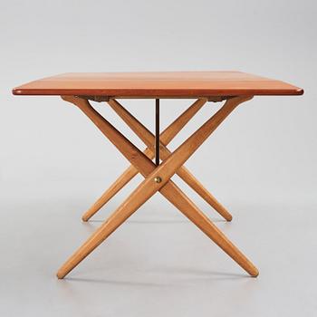 Hans J. Wegner, matbord med klaffar, Andreas Tuck, Danmark 1950-60-tal.