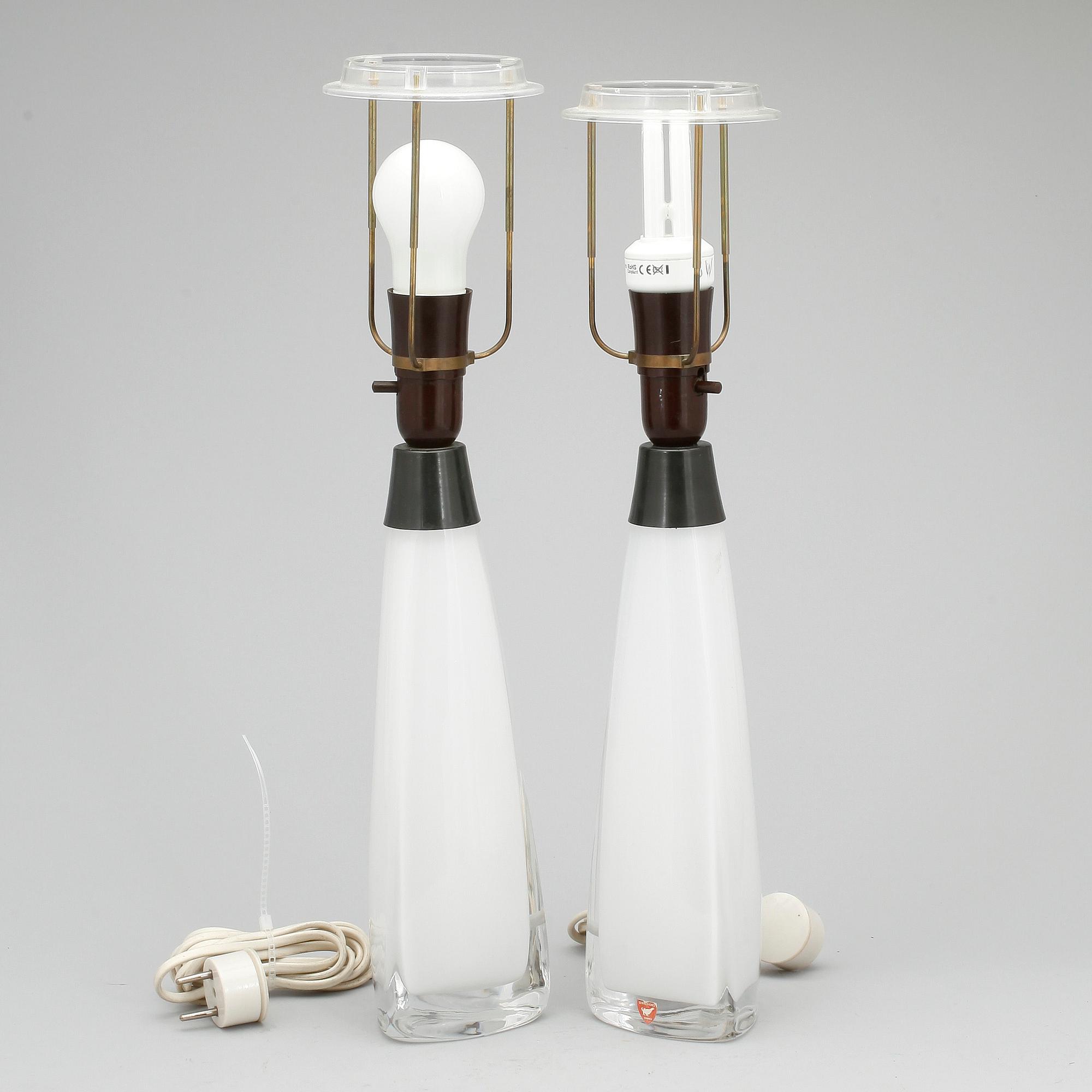 BORDSLAMPOR, ett par, glas, Carl Fagerlund, Orrefors.