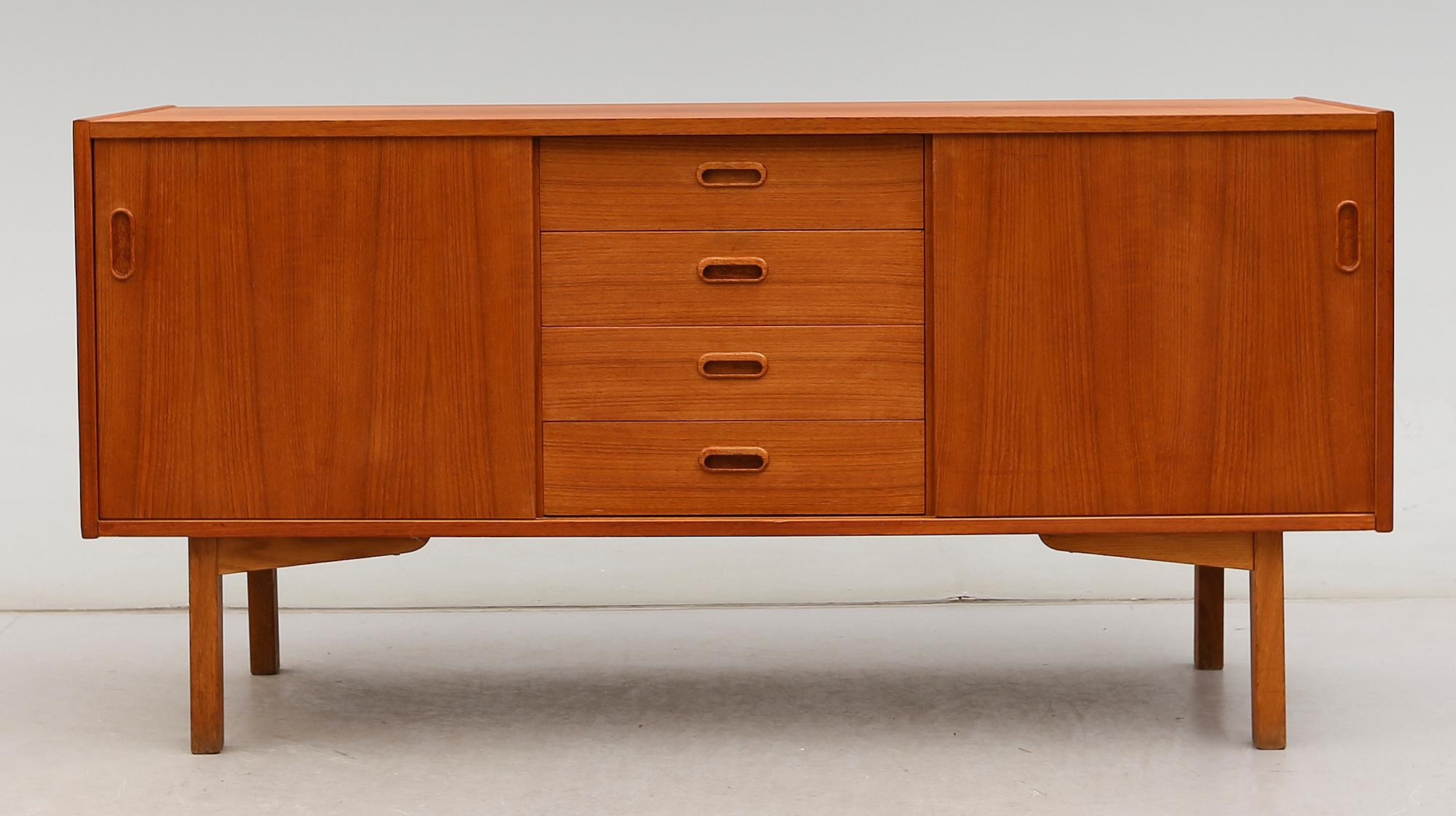 SIDEBOARD, 1900-talets andra hälft.