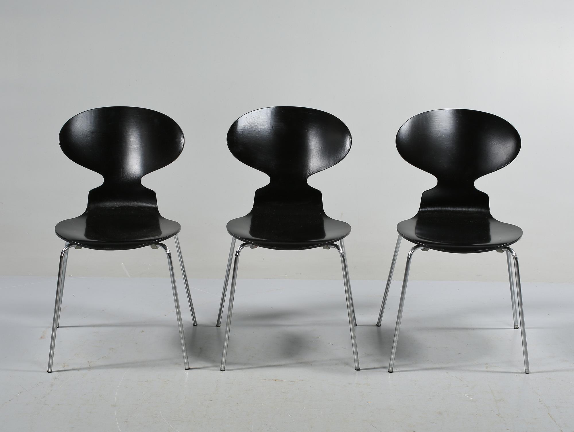 STOLAR, 3 st, "Myran", Arne Jacobsen, Fritz Hansen, Danmark, 1976.