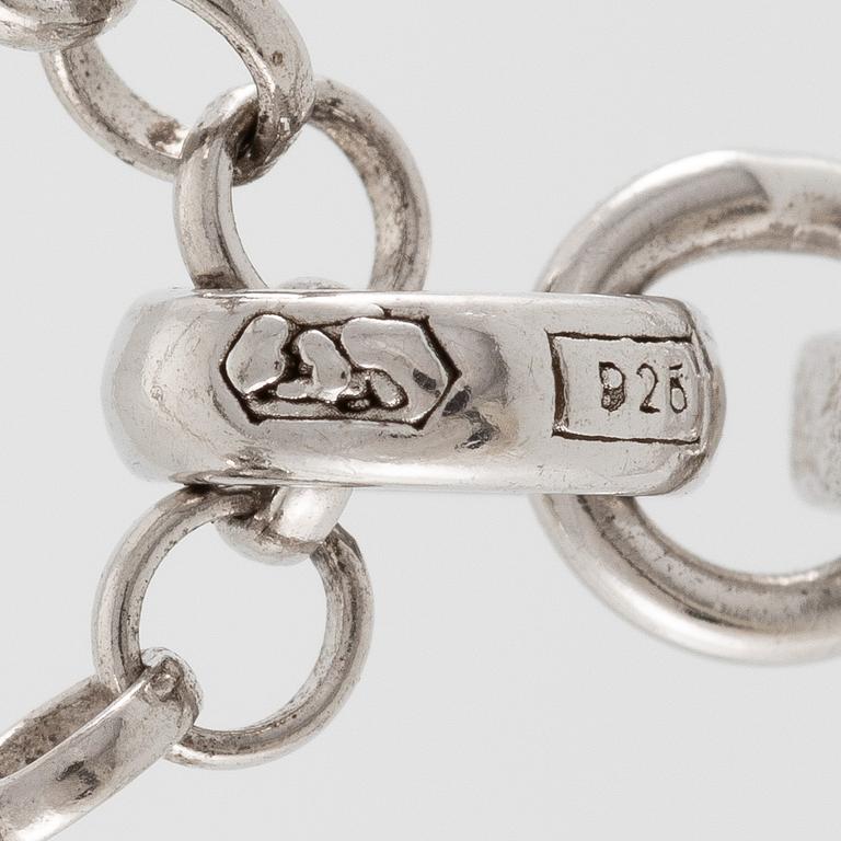 Tapio Wirkkala, pendant with chain "Silvermoon", sterling silver, for Kultakeskus.