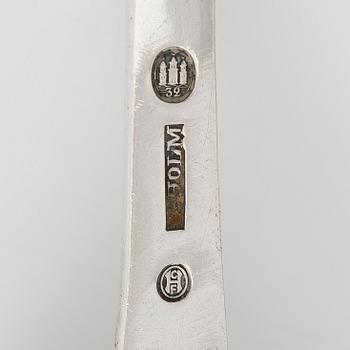 Haarukka ja lusikka, George Jensen, hillolusikka, leimattu Holm, sekä tarjoiluastia, hopeaa, Kööpenhamina n.1930-33.